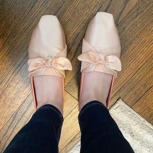 Tom’s Blush grosgrain bows